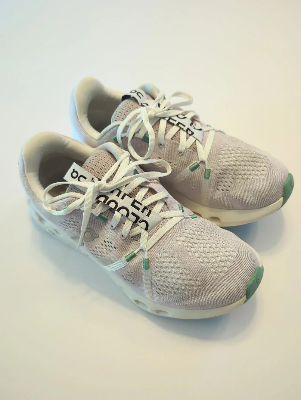 On Running Cloudsurfer CloudTec Running Shoes Sneakers Size 9 Pearl Ivory GUC